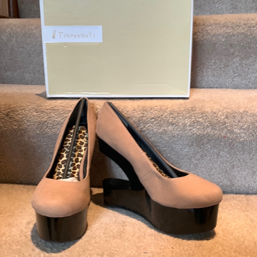 Worn once, sexy, comfortable heels from FAHRENHEIT. Size 7 1/2. Taupe